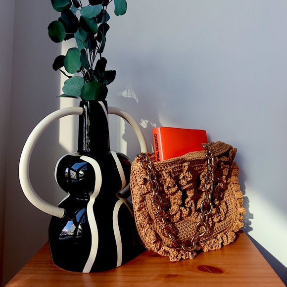 Zara Rattan bag, bought spring 2022. Perfect with summer dresses. - Picture 1 of 2